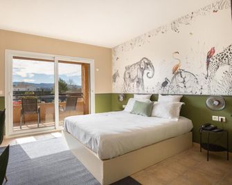 Hôtel La Perna - Pernes-les-Fontaines - Slaapkamer