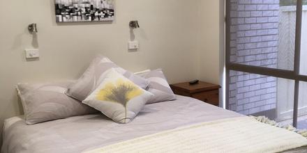 Image of hotel: Aarinda Holiday Apartments