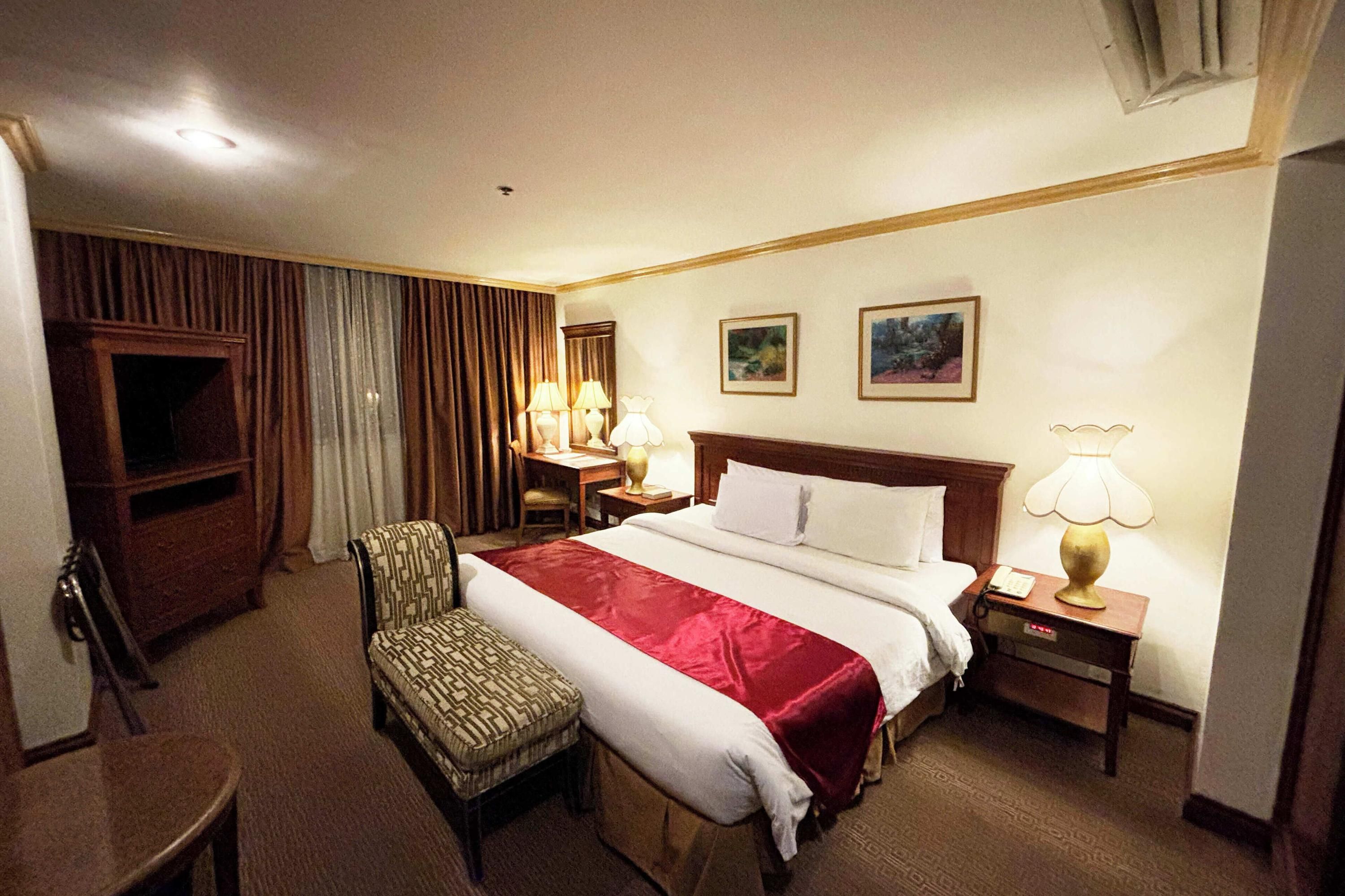 Tiara Oriental Hotel Makati powered by Cocotel thumbnail 3