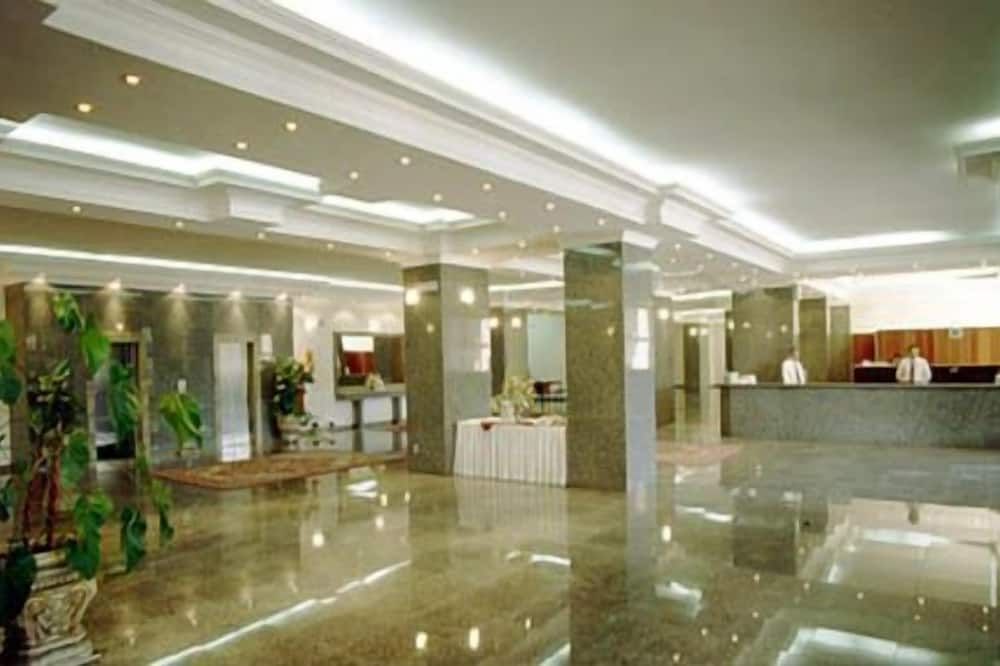 Obeid Plaza Hotel - Bauru - Lobby