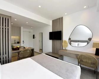 Anais Milos Suites - Adamantas - Slaapkamer