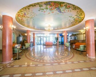 Dvina Hotel - Arkhangelsk - Lobby