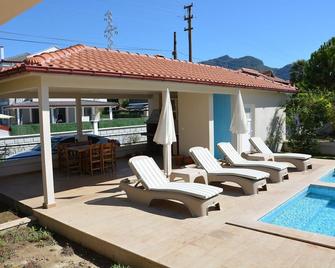 New Listing! Beautiful 4 Bedroom Private Garden And Pool Family Villa In Dalyan! - Dalyan (Mugla) - Piscina