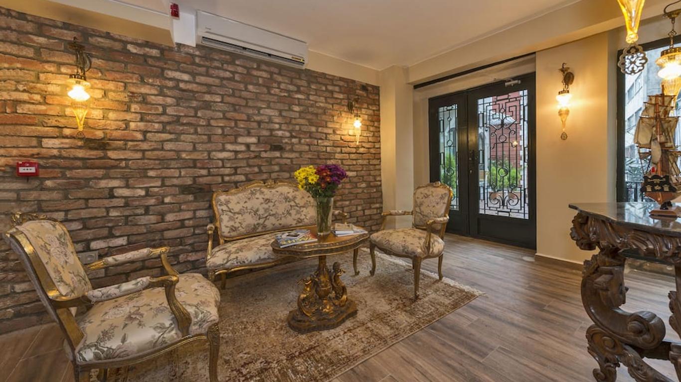 By Murat Royal Hotel