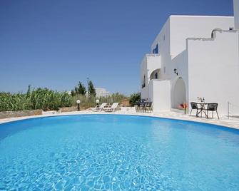 Sunny Beach Studios - Naxos - Pool