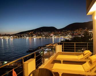 Hotel Jaroal - Sarandë - Balcon