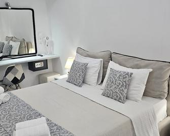 Unique Leta - Fira - Habitación