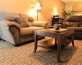 Nature's Inn Red Lake - Red Lake - Living room