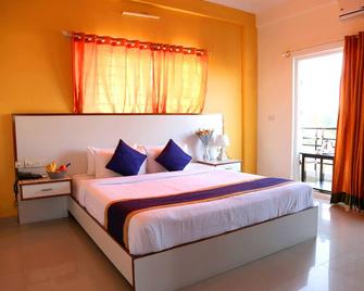 Airport Gateway Hotel - Bengaluru - Bedroom