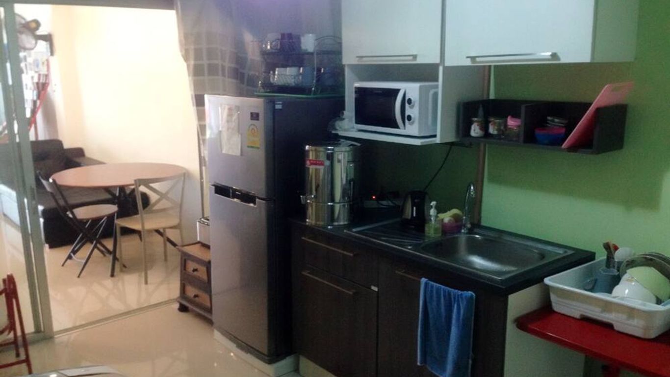 Smile Capsule Hostel