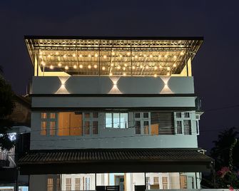Beach House - Kozhikode - Building