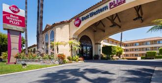 Best Western Plus Newport Mesa Inn - Costa Mesa