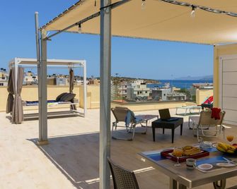 House For Families Near The Lake - Agios Nikolaos - Balcony