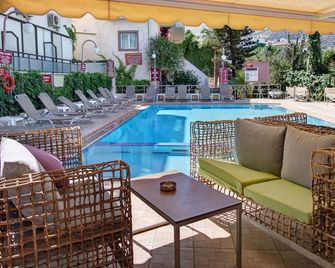 Le Palme - Mália - Pool