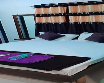 Hotel Kaanha - Dwārka - Schlafzimmer
