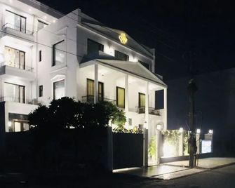 Hotel Imperial Park - Gurugram - Edificio