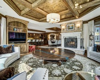 The Arrabelle At Vail Square - Vail - Living room