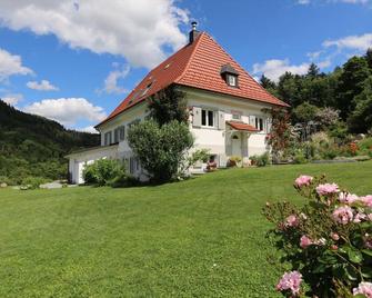 Appartement im Saegegaessle - Badenweiler - Building