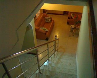 Lanka Villas Holiday Resort - Digana - Stairs