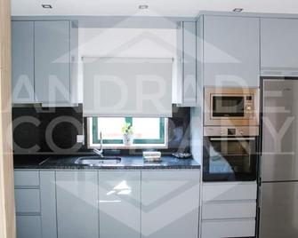 A small one bedroom apartment near Douro river in the heart of Pinhão. - Pinhao