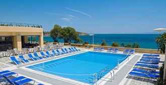 Aegean Dream Hotel - Karfas - Piscina
