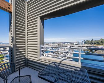 Inn at Port Gardner-Everett Waterfront, an Ascend Collection Hotel - Everett - Balkon