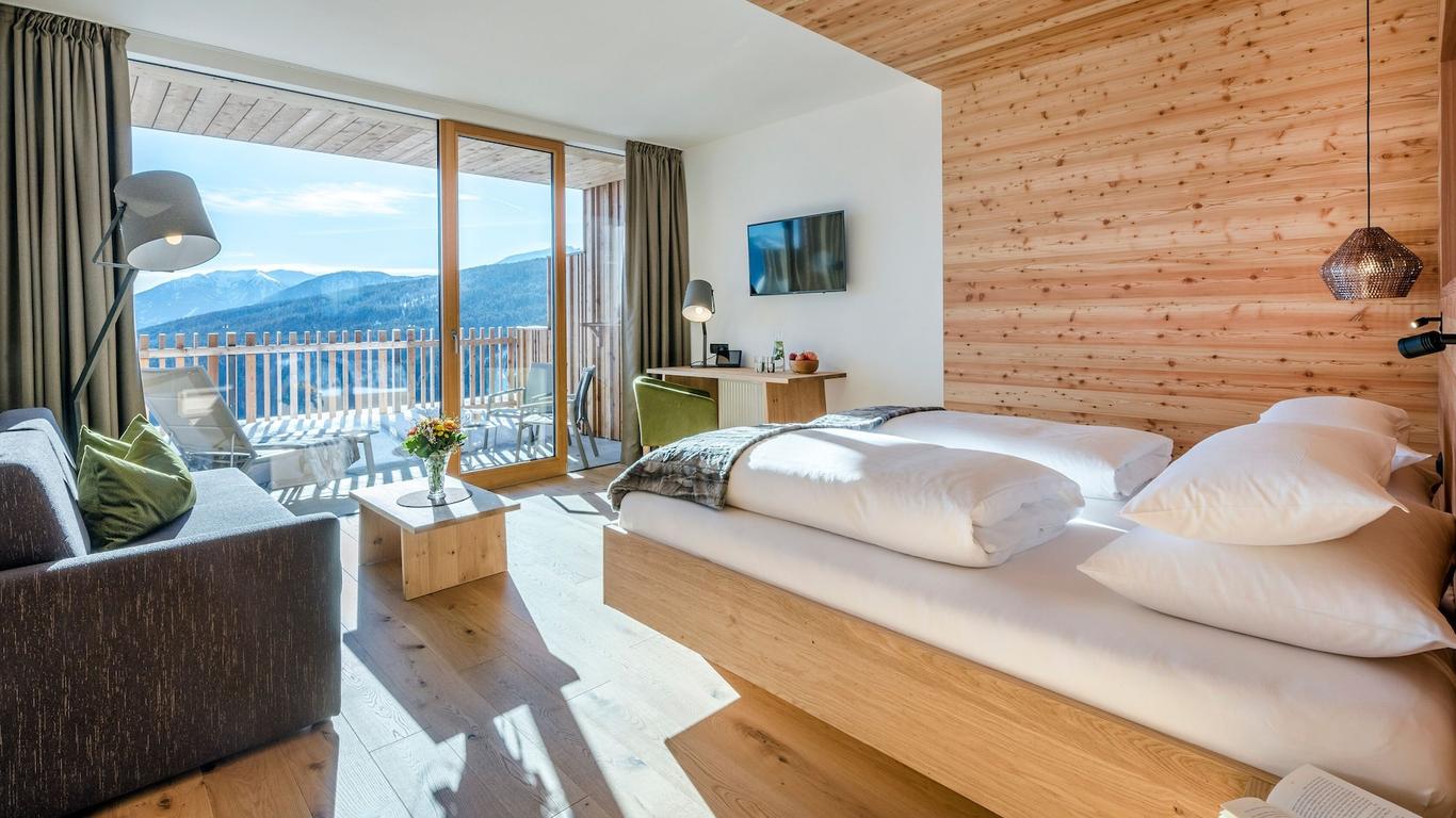 Tratterhof Mountain Sky Hotel