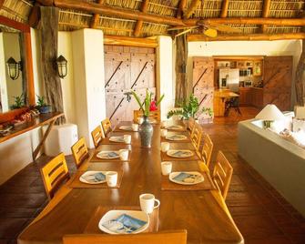 Beachfront Bliss! Private Beach and Spa Access. Daily Maid Service. - Punta Islita