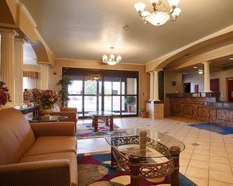 SureStay Plus Hotel by Best Western Quanah - Quanah - Lobby
