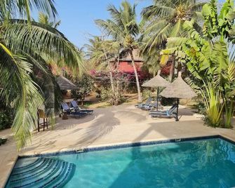 Le Souimanga Bleu Saly - Saly - Piscine