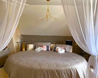 il piccolo castello - Saint-Hilaire-de-Brethmas