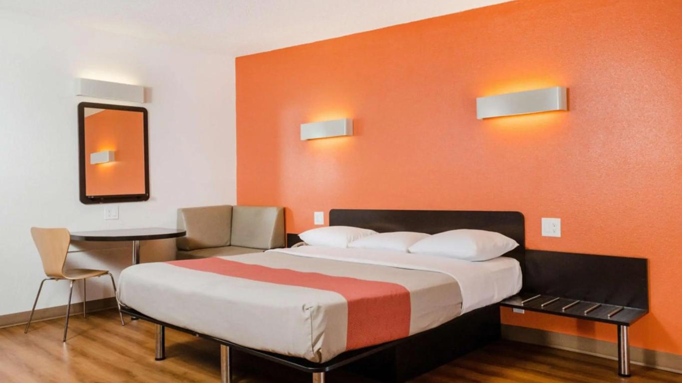 Ramada by Wyndham Merced