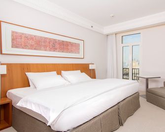 K108 Hotel - דוחה