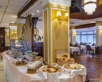 Odysseia Hotel Kapetanios - Limassol - Buffet