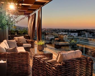 Altius Lodge By K&k - Atenes - Balcó