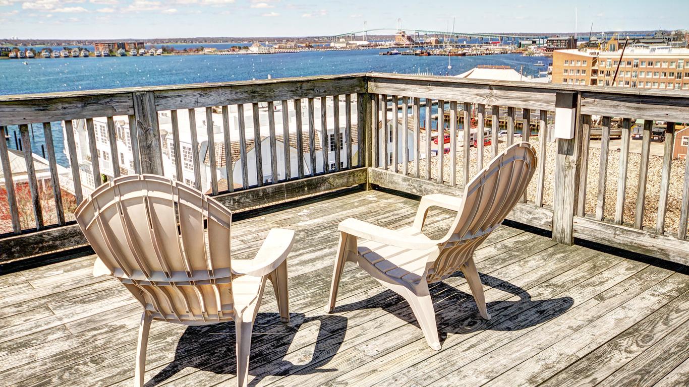 Wyndham Inn on the Harbor