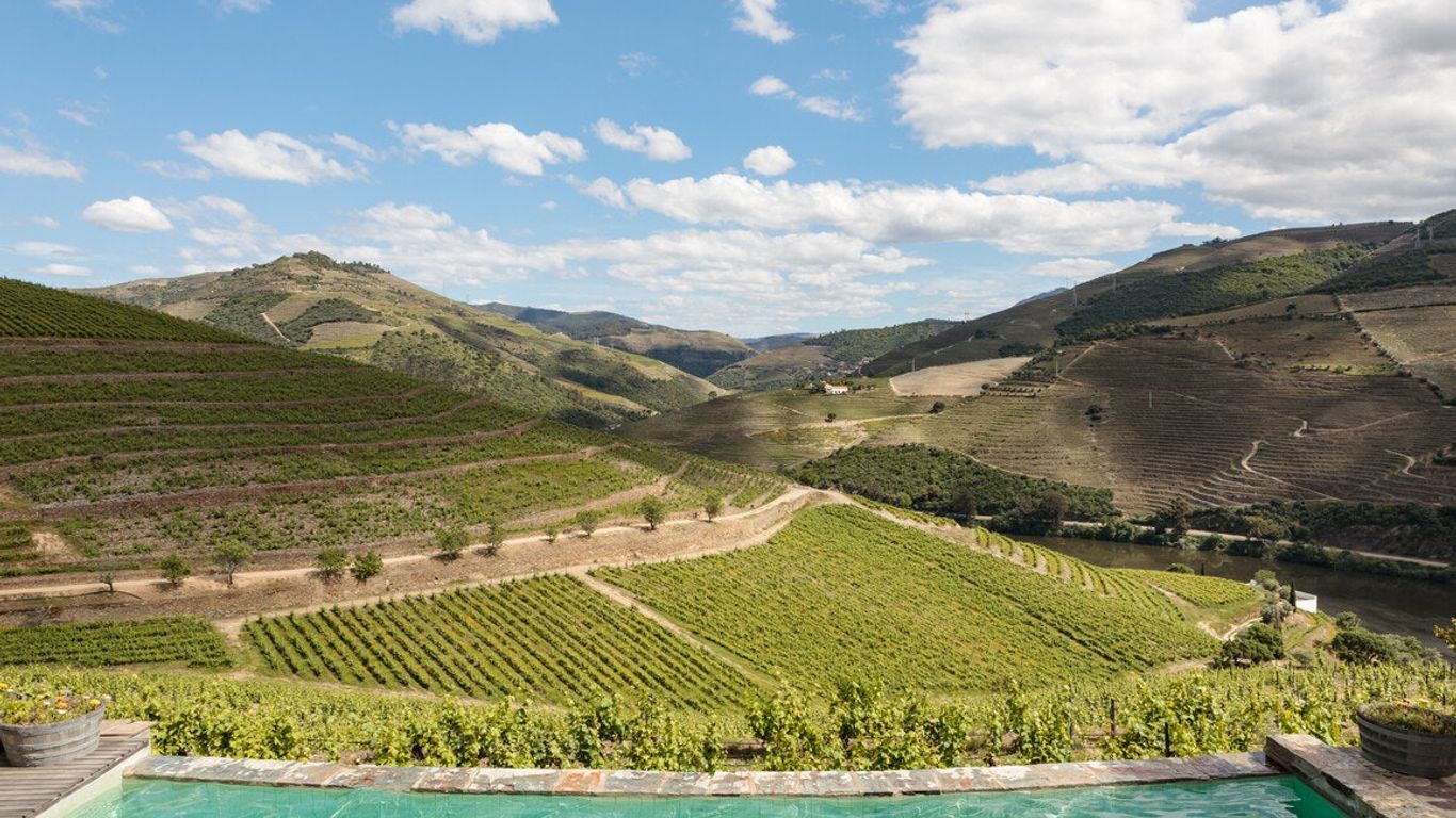 كينتا نوفا واينري هاوس - ريليه إيه شاتو