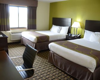 AmericInn by Wyndham West Burlington - West Burlington