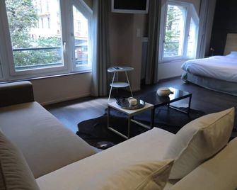 Chambres Les Carmes - Rouen - Living room