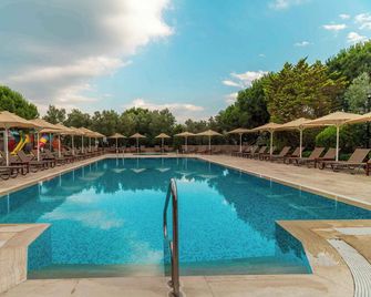 Assos Park Hotel - Behram - Pool