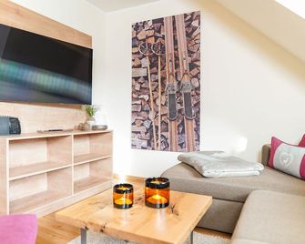 Simon's Vacation Rental 8 - On the sunny side, right at the top! - Oberwiesenthal
