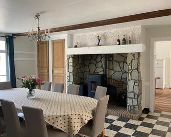 Le Domaine du Tronquoi. - Vironchaux - Comedor