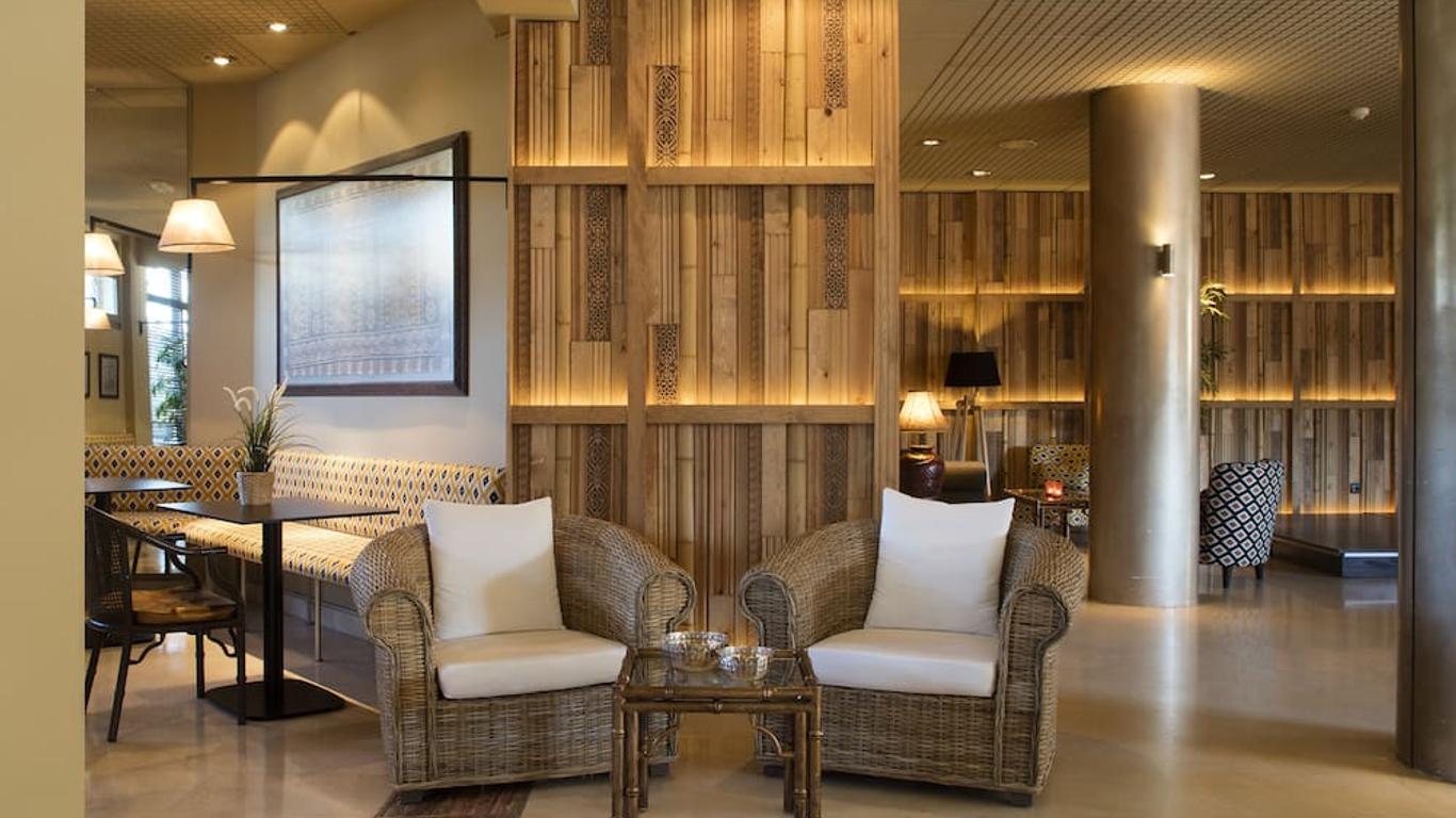 لونا بارك هوتل يوجا آند سبا