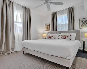 Marine Villas - Hollywood - Habitación