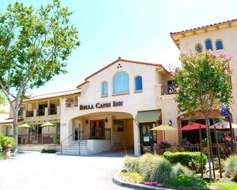 Bella Capri Inn and Suites - Camarillo - Gebouw