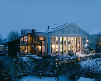 Guggi´s Emporeon Allgäu - Germaringen - Building