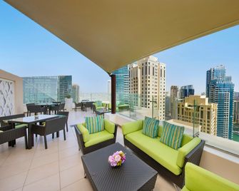 Hilton Dubai The Walk - Dubai - Balkon