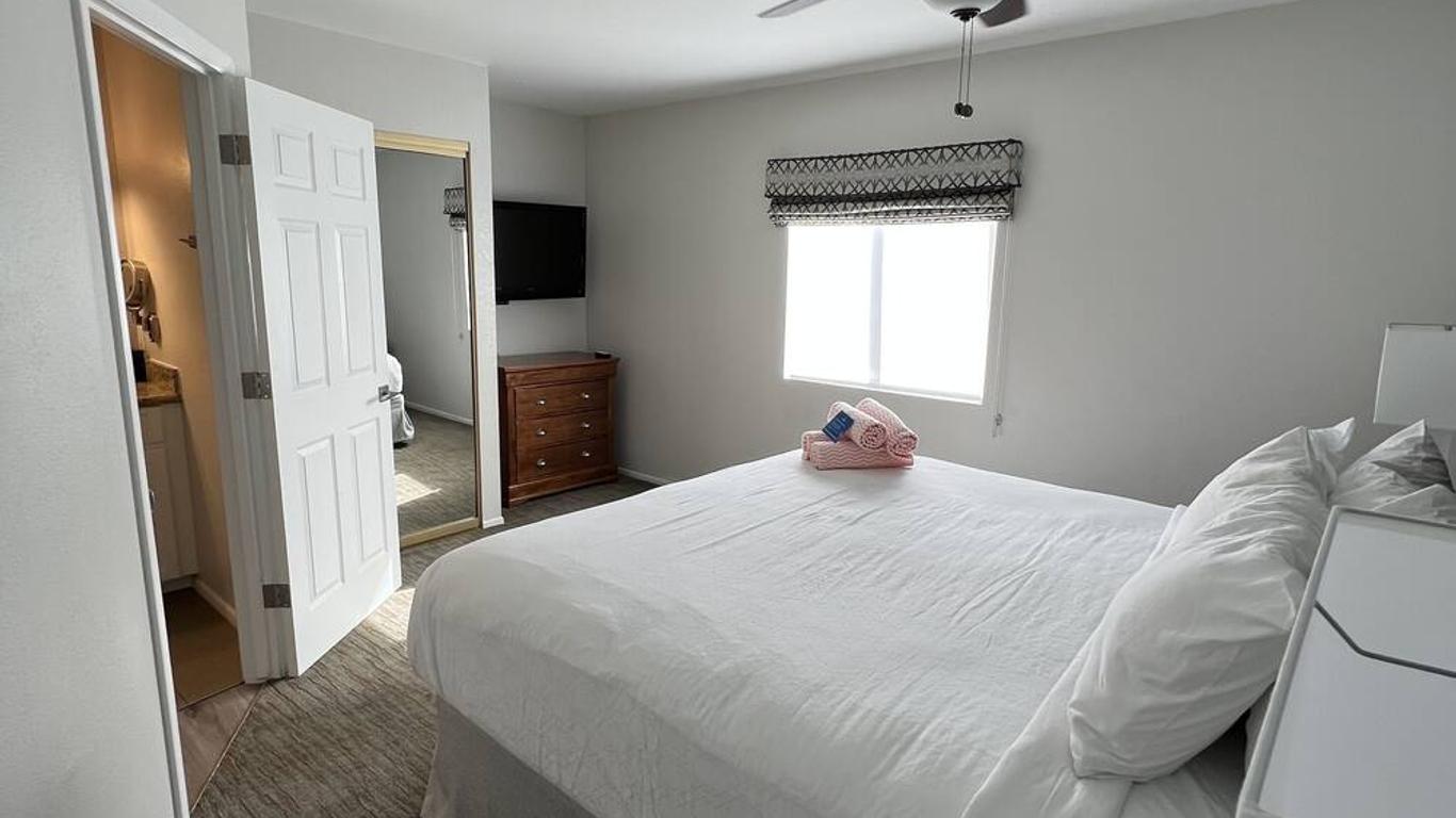 GetAways at Havasu Dunes Resort