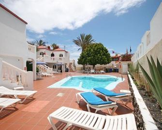 Galera Beach Apartamentos - Corralejo - Pool