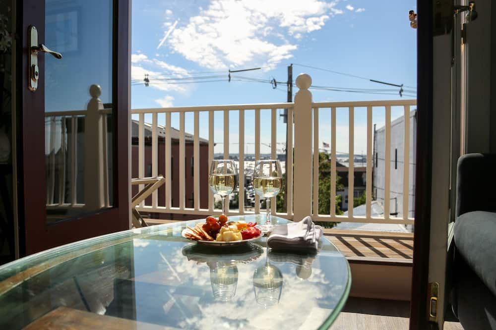 Almondy Inn - Newport - Balcon